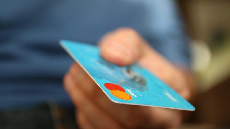 华体会体育深度解析：英雄联盟竞猜平台USDT充值审核与对冲优惠全攻略