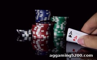 华体会体育带你领略牌九魅力：经典对决与玩家互动新体验